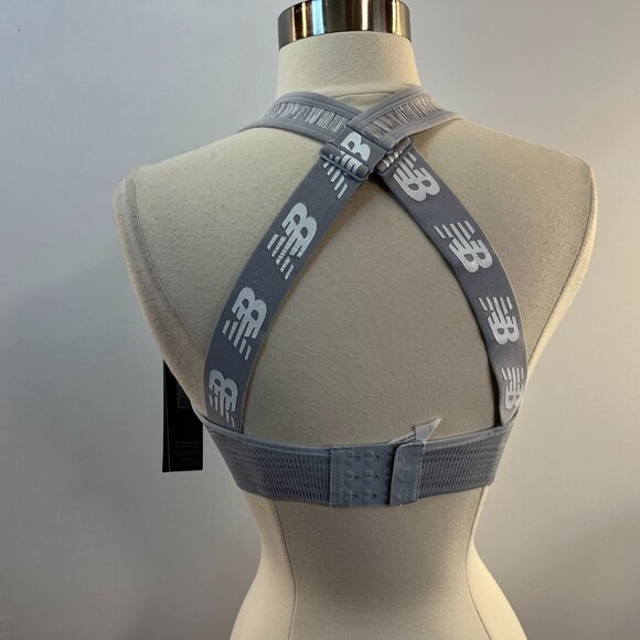 New Balance Women's Medium Impact Munsell White Sports Bra - Size Small - NWT$35 - Picture 3 of 4